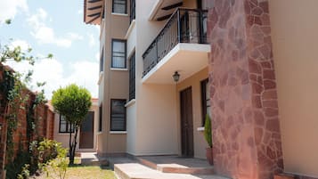 Comfort House, City View | Exterior