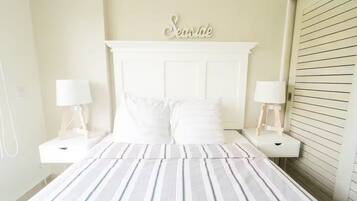 2 slaapkamers, een strijkplank/strijkijzer, wifi, beddengoed