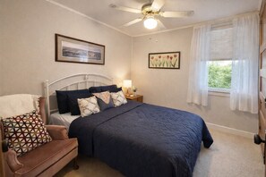 3 bedrooms, travel crib, free WiFi, bed sheets