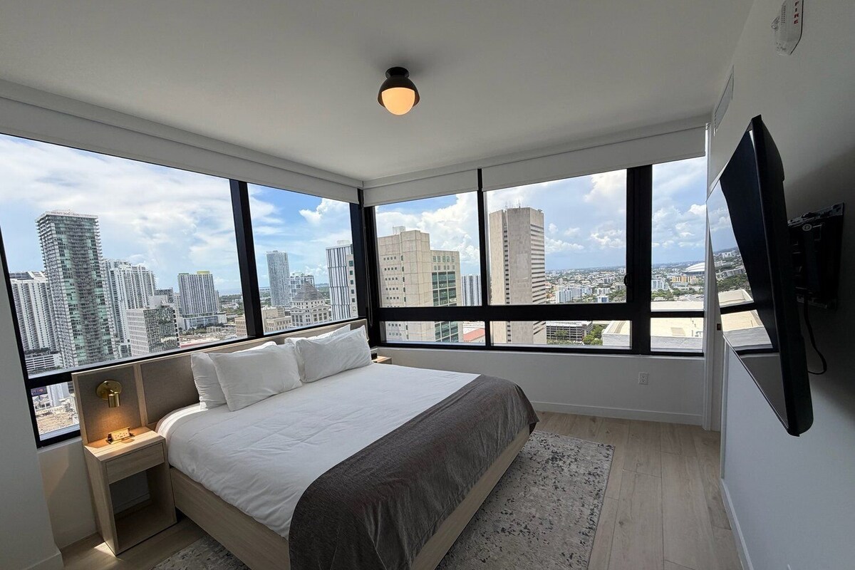 Apartment, 2 Bedrooms | Iron/ironing board, WiFi (free), bed sheets