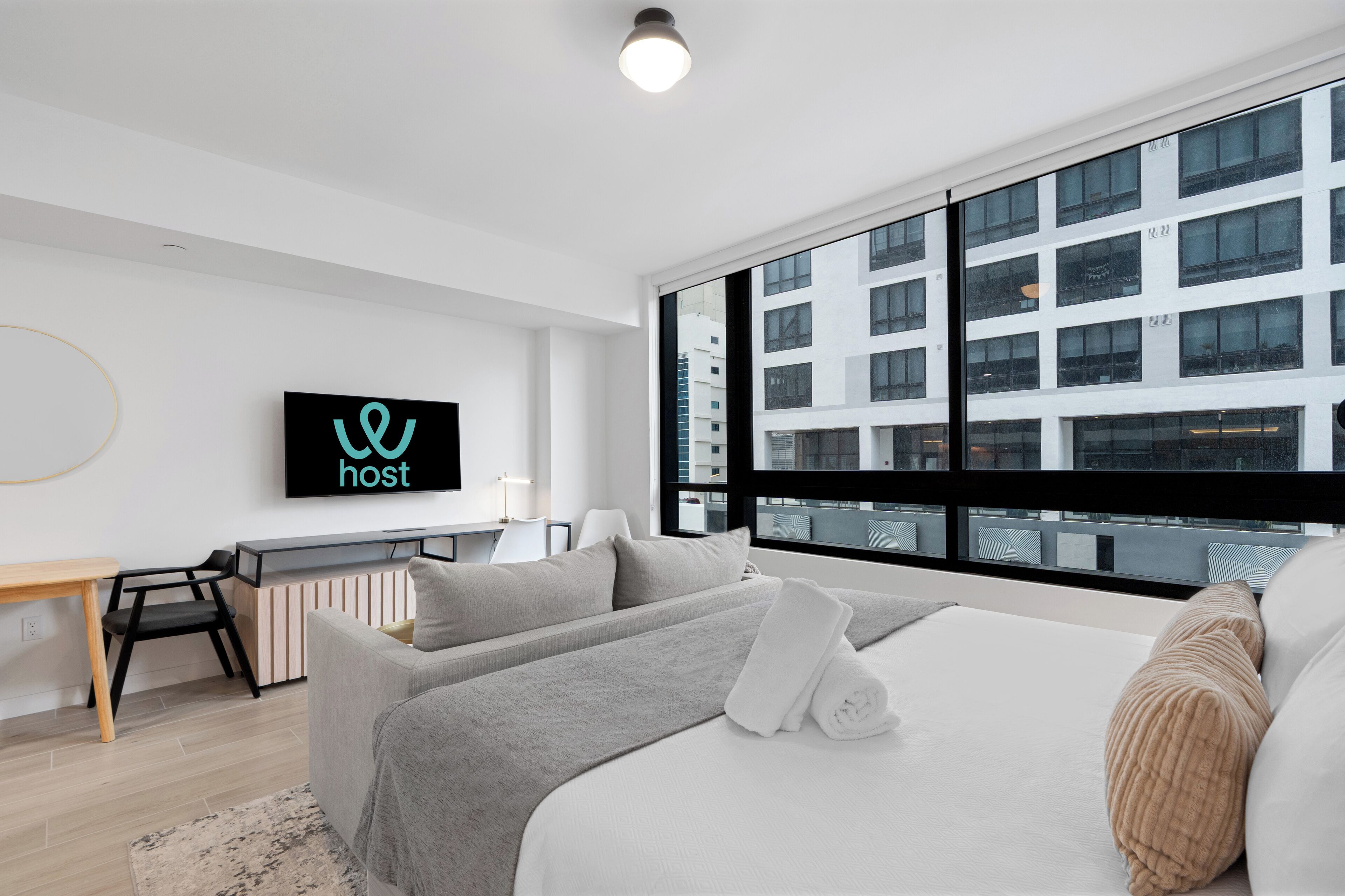 Iron/ironing board, free WiFi, bed sheets