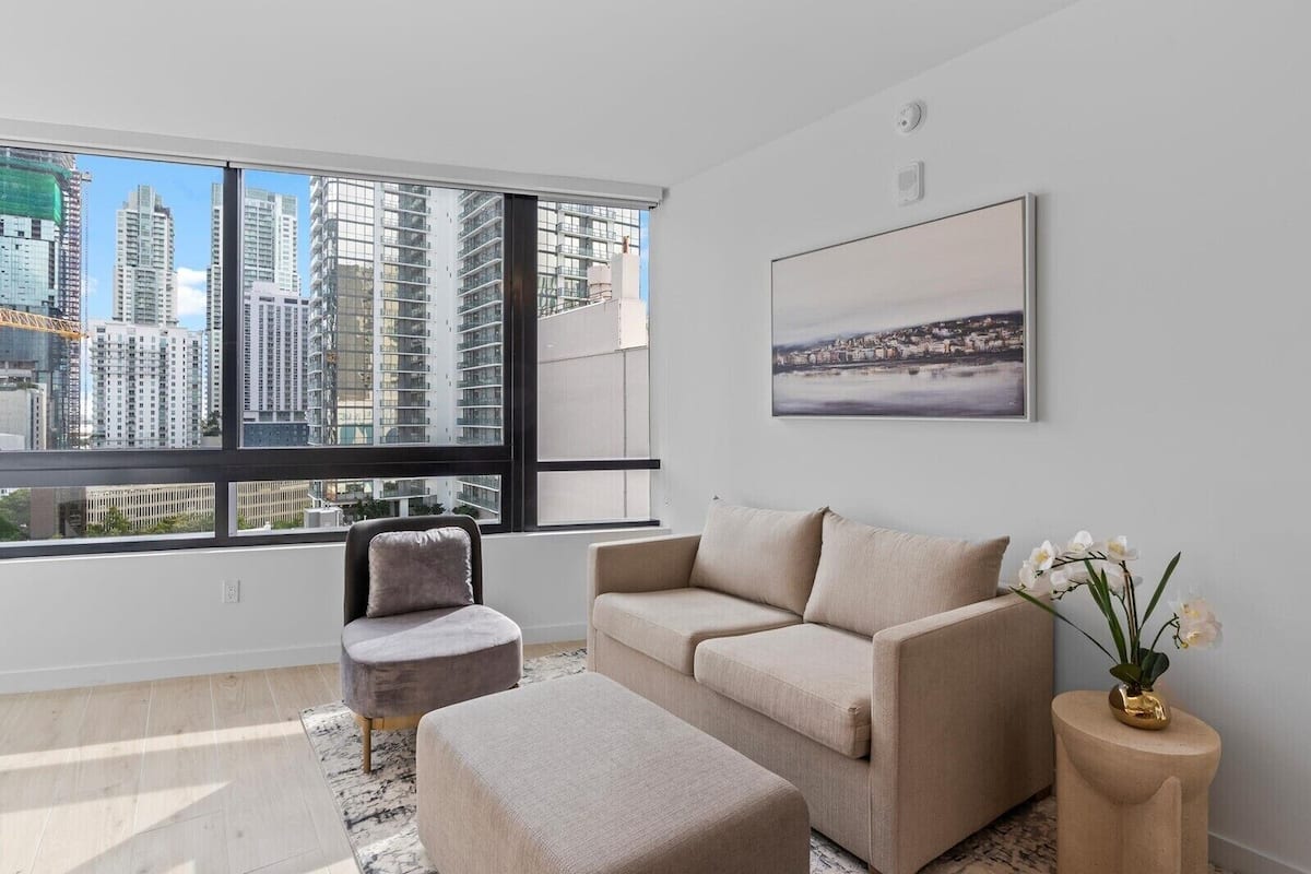 舒適公寓, 城市景 | 客廳 | 平面電視