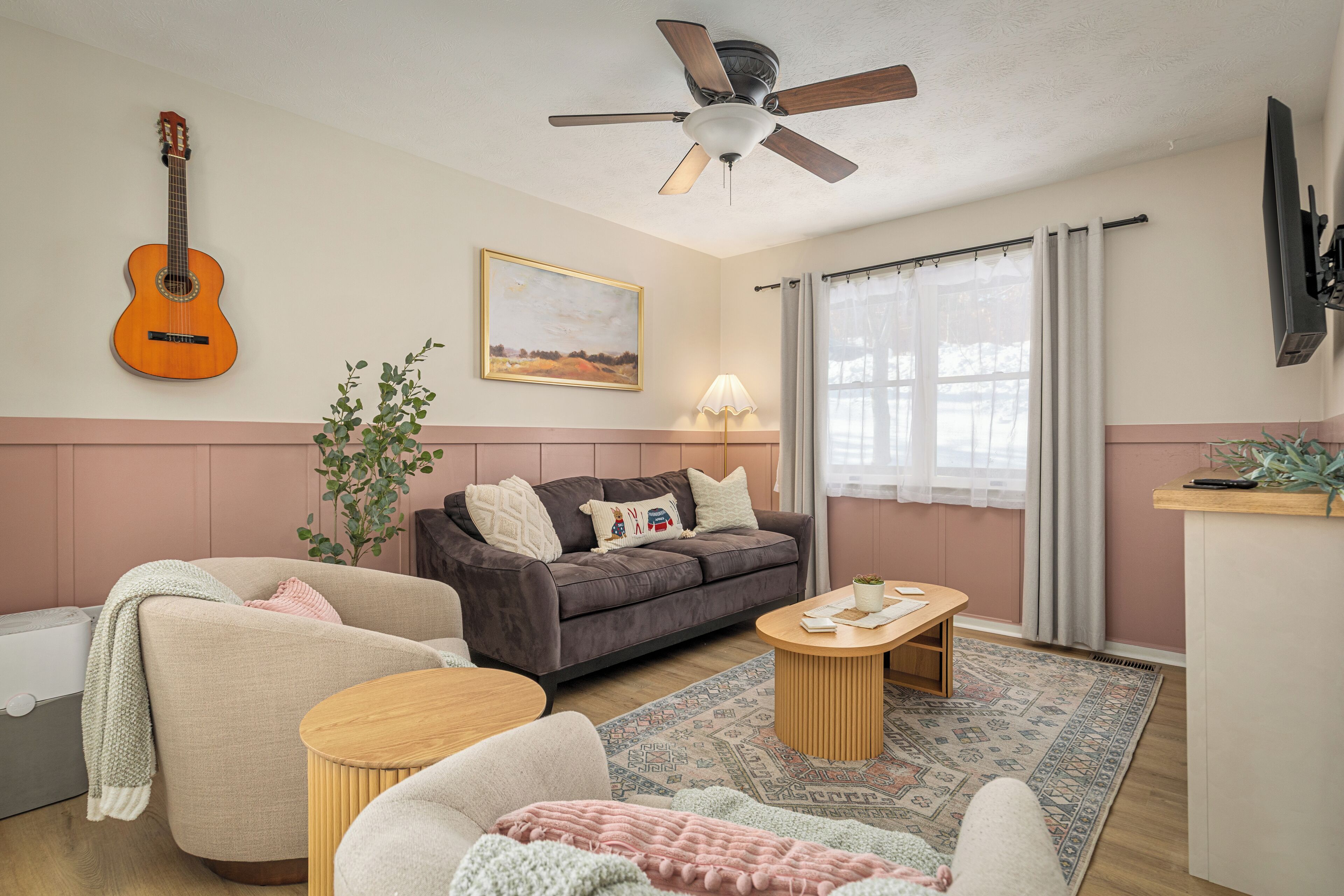 Televisión, chimenea