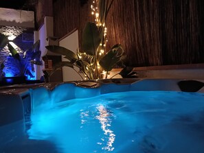 Comfort Apartment, 2 Bedrooms, Garden View | Terrace/patio