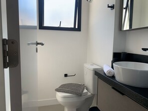 Apartamento básico | Banheiro