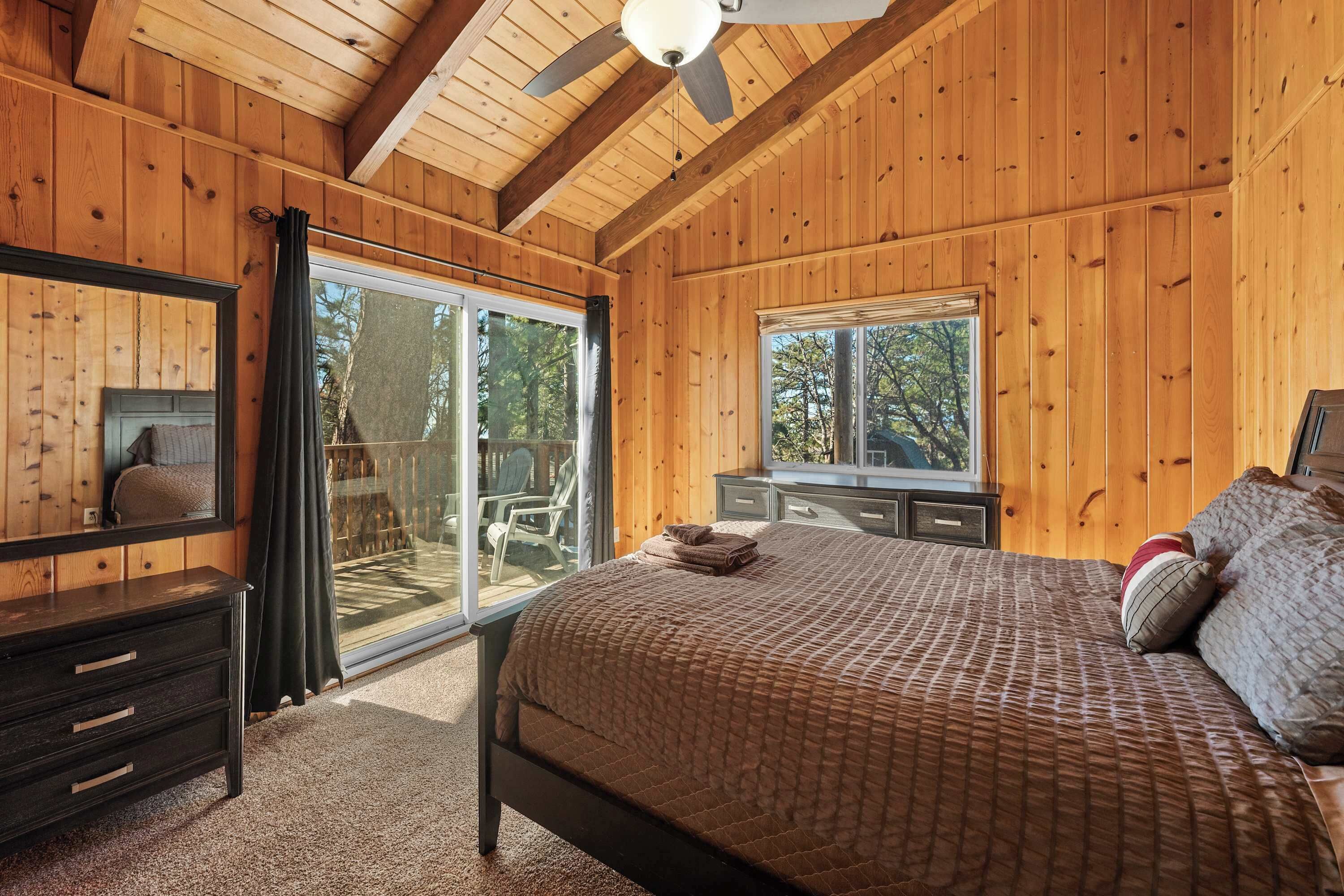 Schreibtisch, Bügeleisen/Bügelbrett, WLAN, Bettwäsche