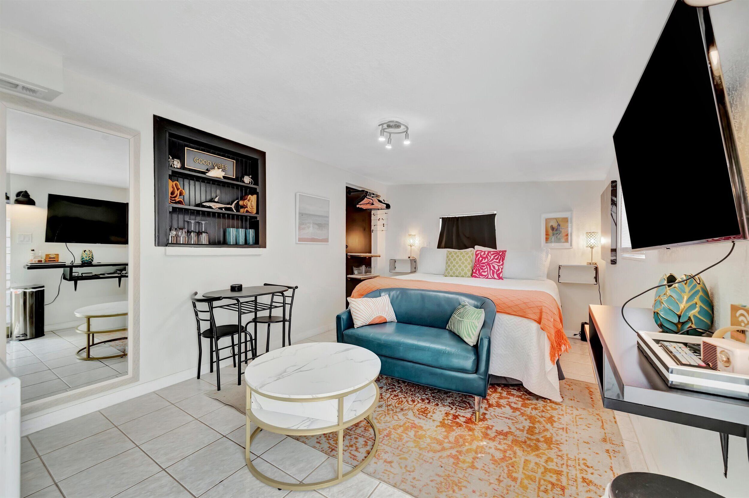 Estudio Confort, 1 cama de matrimonio grande | Zona de estar