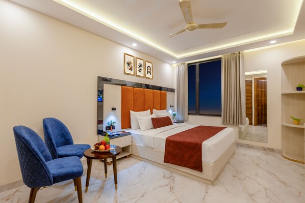 Deluxe Double Room, City View