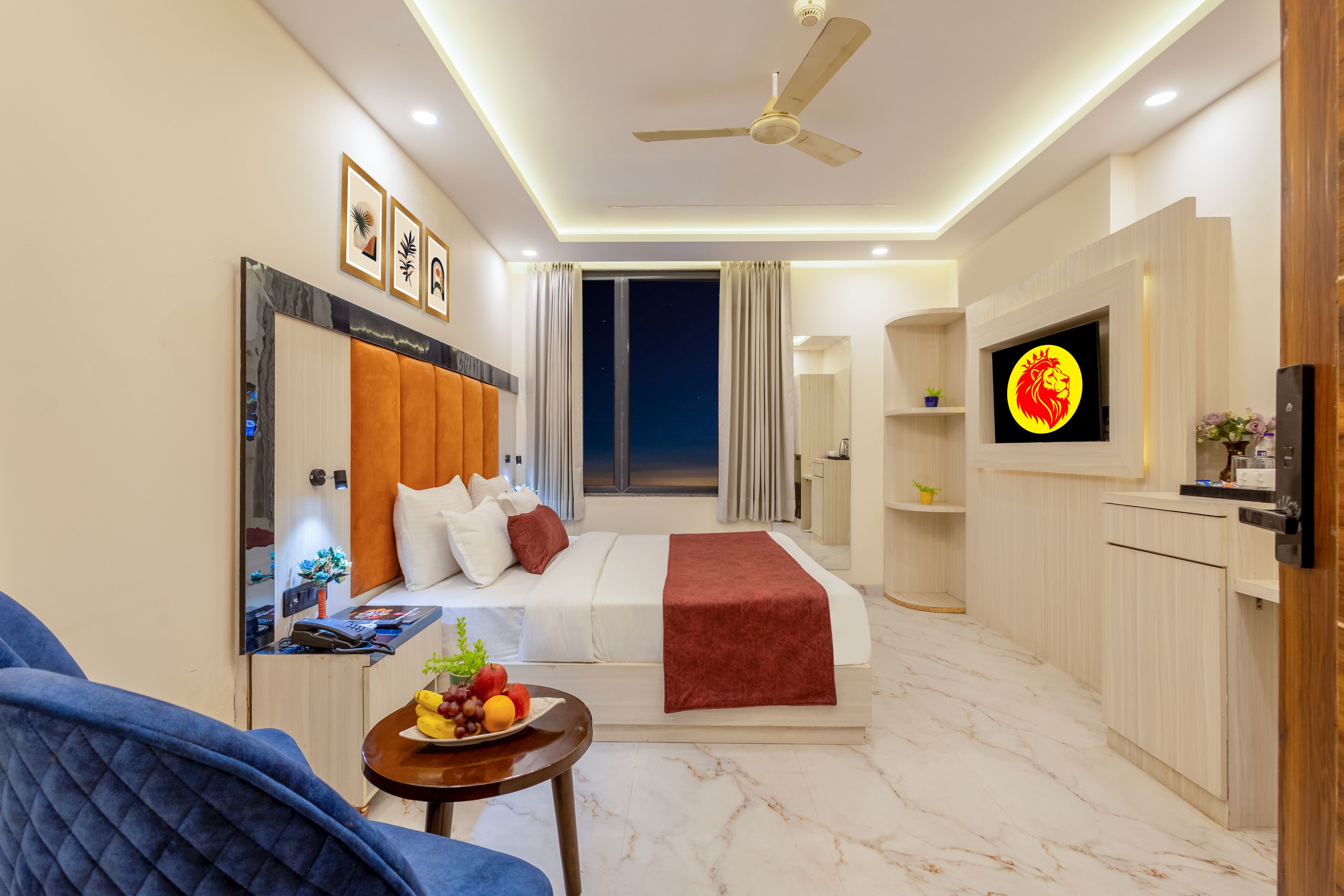 Deluxe Double Room, City View | In-room safe, desk, laptop workspace, soundproofing