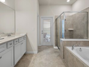Hair dryer, towels - AMAZING Home w/ Game Room + Movie Theater | Near Disney (16231) (Clermont)
