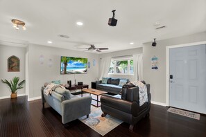 Smart TV, stereo