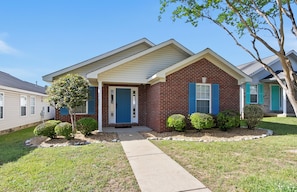 Exterior - 3-bedroom house in lovely Northport. Located near River Run Park and UA Campus. (Northport)