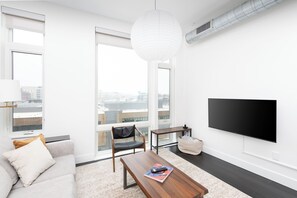 Living area - 550 W Juneau (Milwaukee)