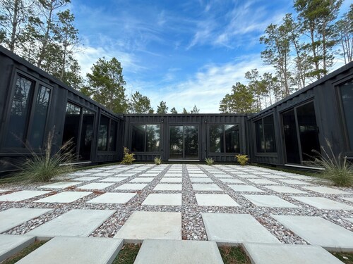 Palo Alto Luxury Retreat / Serene Nature Escape Near Trails & Downtown Access