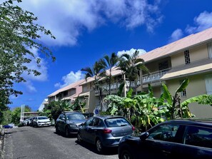 Exterior - Two-bedroom T3 lounge with sea view Mare Gaillard (Gosier)