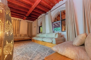 Villa, 4 Bedrooms, Private Pool, Garden View | Living room - Luxurious Diani Beach Villa With Private Pool (Diani Beach)