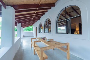 別墅, 4 間臥室, 私人泳池, 花園景觀 | 室外用餐