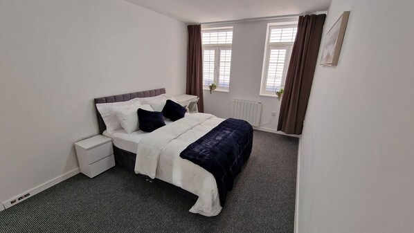 1 bedroom, iron/ironing board, travel crib, free WiFi - Airy flat in the heart of Northampton (Northampton)