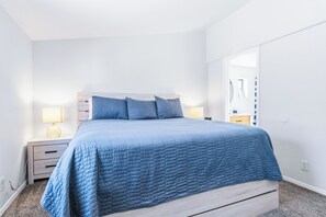 4 bedrooms, WiFi, bed sheets