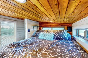 Internet, bed sheets