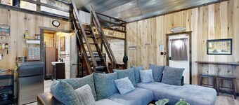 Close to Reelfoot Lake! Dog-Friendly Retreat