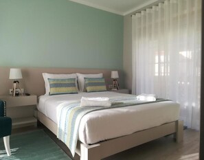 Iron/ironing board, free WiFi, bed sheets - Golf, Pine and Forest with Pool (Amoreira)