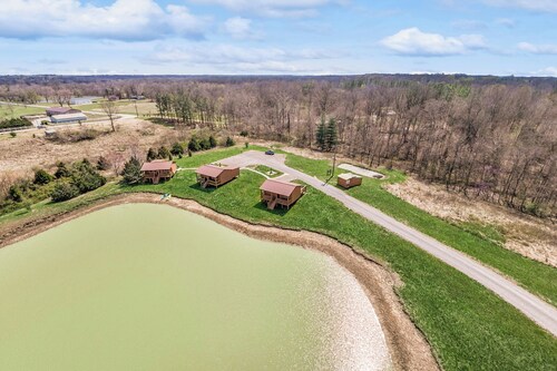 Pet Friendly! Couples Retreat in Southern Illinois