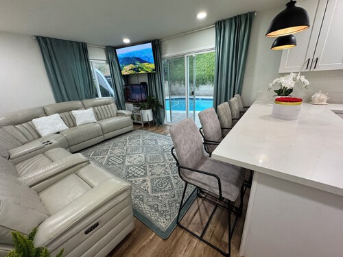 Elegant Home with Pool & Mountain View 4BR