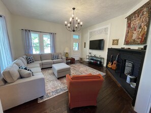 TV - The Olde Magnolia House (Nashville)