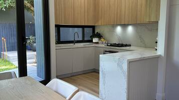 Microwave, oven, stovetop, dishwasher