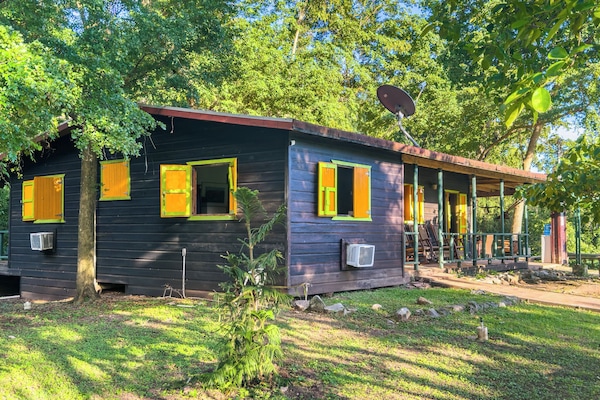 Rustic cabin for a unique experience