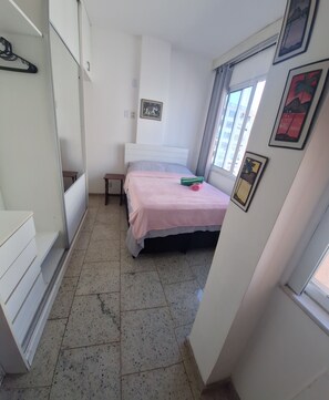 1 bedroom, free WiFi, bed sheets, wheelchair access - Cozy apartment 5 minutes from Copacabana Beach (Rio de Janeiro)