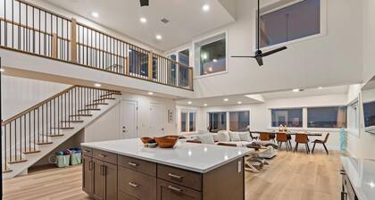 Dual‑Living Coastal Retreat — Main House + Private In‑Law Suite Private Deck On Beach