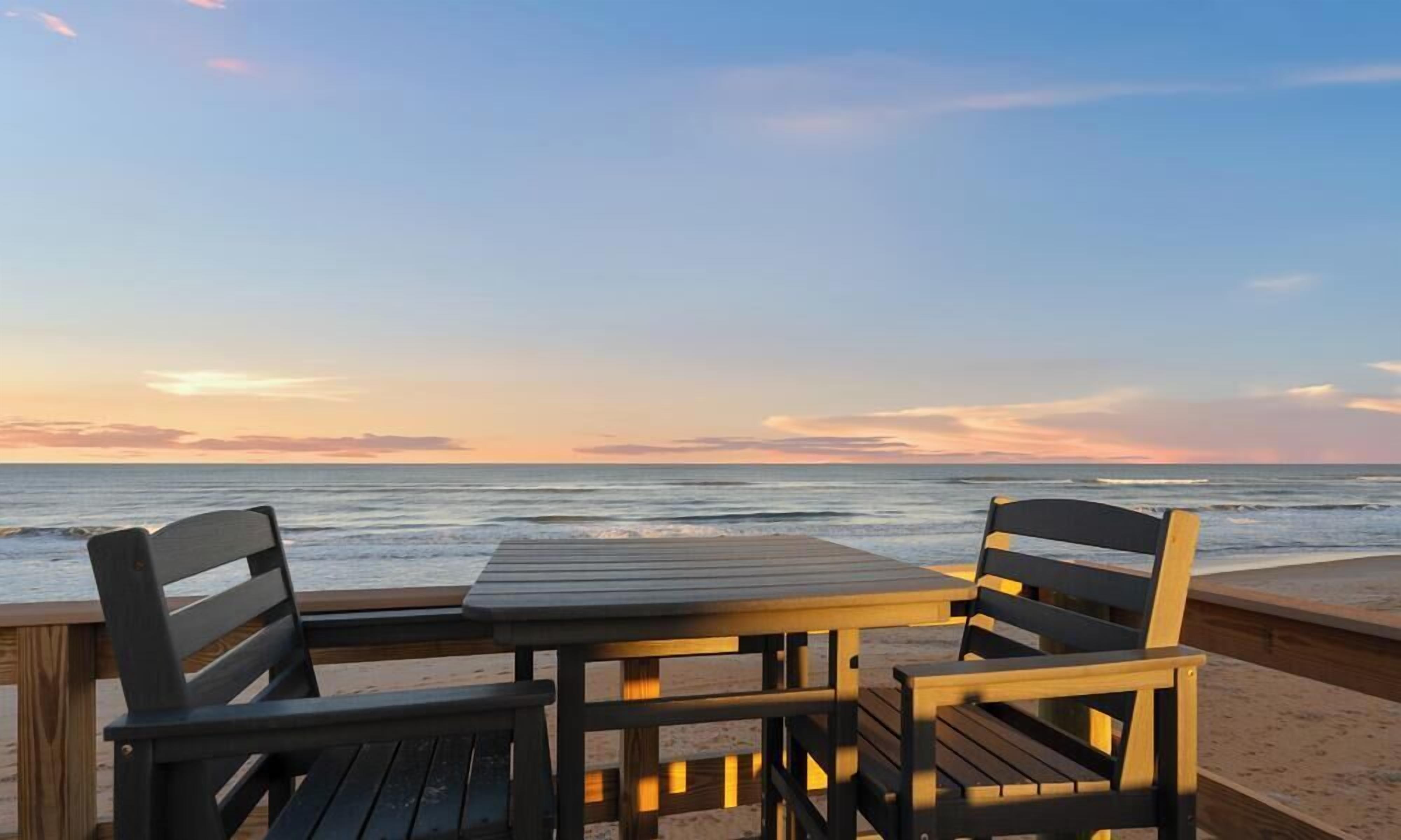 屋外ダイニングエリア