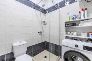 House - The Seabreeze Apartment 1BR in Gjiri i Lal zit (Ishëm)