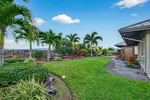Property grounds - Take Advantage of Introductory Pricing - Single Family Home with Private Pool (Waikoloa)
