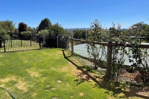 Property grounds - Peaceful Adelaide Hills Retreat near Hahndorf (Mylor)