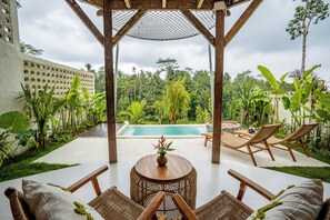 豪華別墅, 1 張特大雙人床, 庭院, 山谷景觀 | 起居區