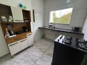 Private kitchen - Beach house in Buzios for up to 8 people. (Armação dos Búzios)