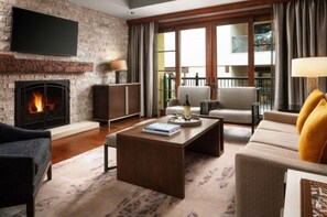 Living area - Ritz Carlton Club Vail 2 Bedroom (Vail)