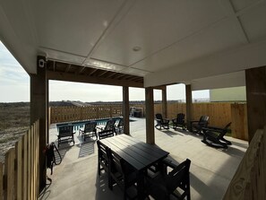 Outdoor dining - Beachfront Home,  Private Heated Pool, Pet Friendly, Golf Cart Included (Port Aransas)