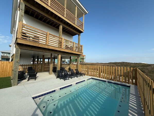Pool - Beachfront Home,  Private Heated Pool, Pet Friendly, Golf Cart Included (Port Aransas)