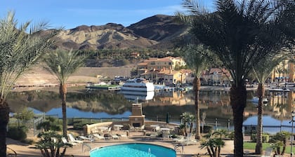 Beautiful Lake Las Vegas 2 bedrm 2 bath Condo on the Lake !