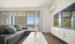 TV - KozyGuru | Granville | Contemporary Living Retreat (Granville)