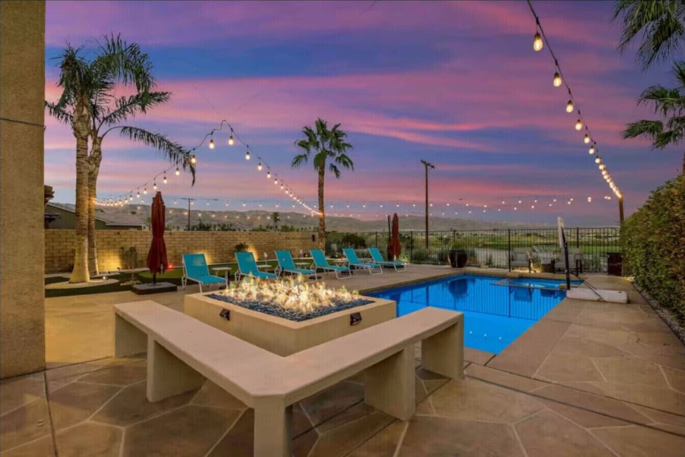 Udendørs pool, opvarmet pool