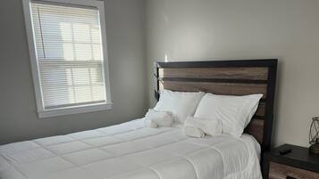 3 soverom, wi-fi (inkludert) og sengetøy