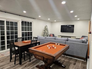 Spielezimmer