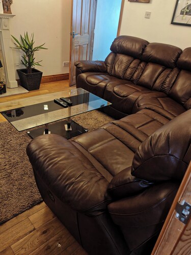 Room-relax in This Charming Rushden Retr