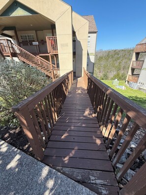 Property grounds - Branson Condo next to Silver Dollar City (Indian Point)