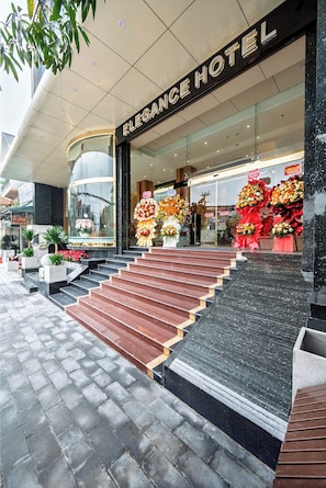 Front of property - Elegance Ninh Binh Hotel  (Ninh Binh)